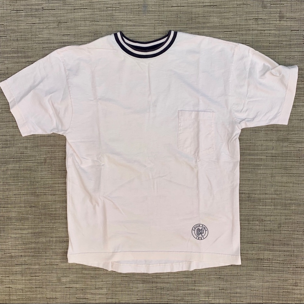 ♻️Vintage 90’s Calvin Klein Tee Size Large